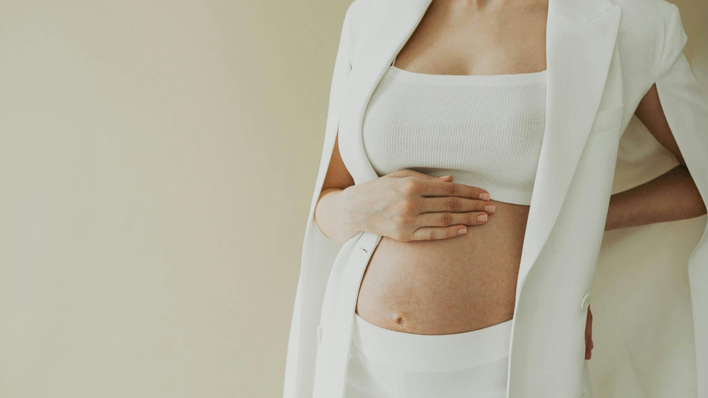 Belly pregnant women Anne Semonin