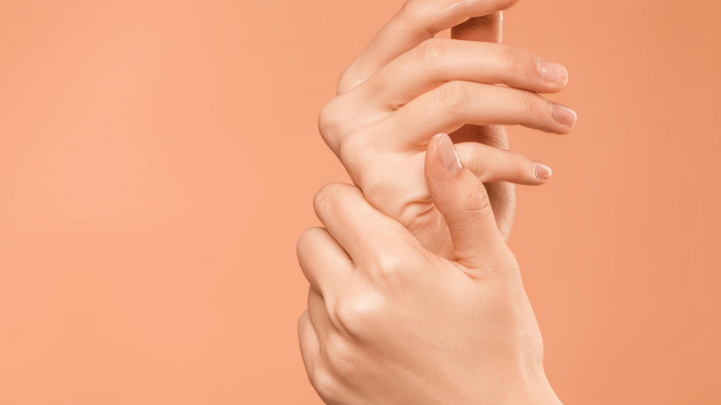 application creme sur mains